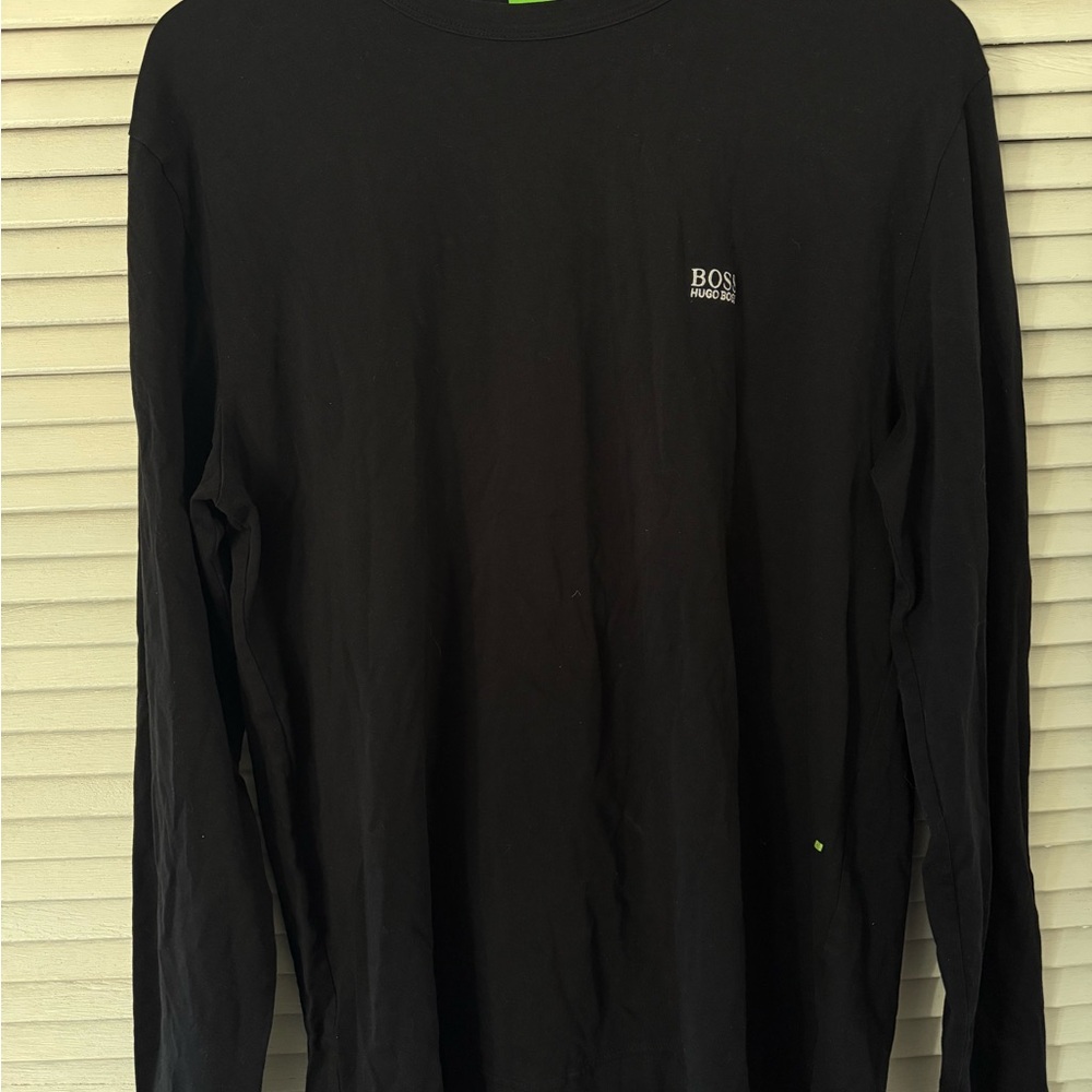 🇨🇦 BOSS Classic Black Long Sleeve Tee Vancouver Canada embroidery